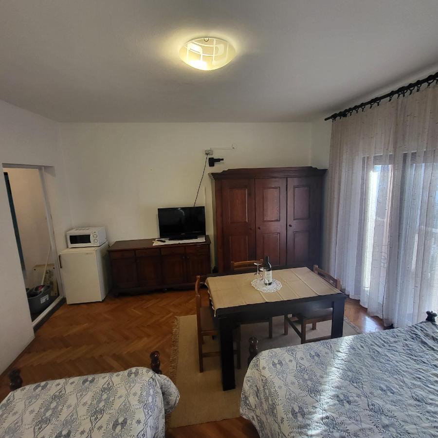 Studio Apartman Meljine Esterno foto